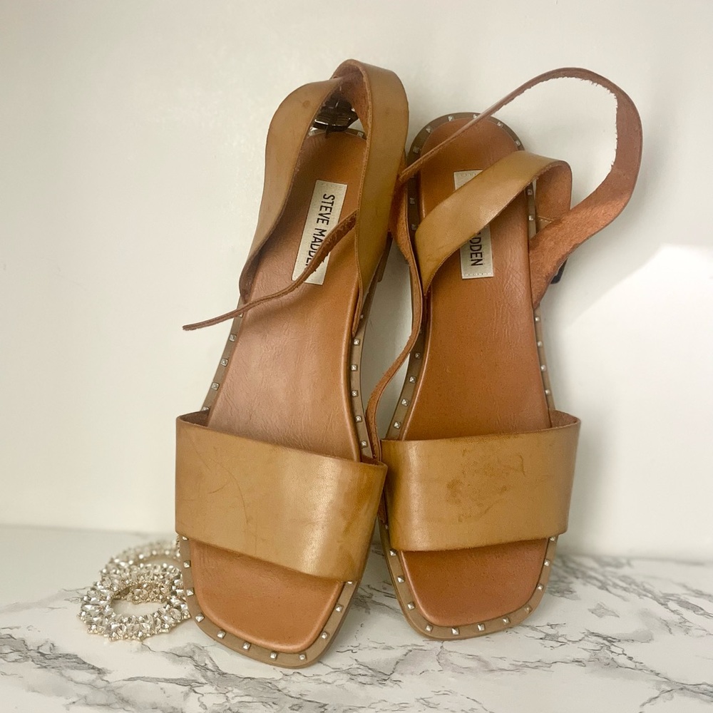 STEVE MADDEN Tan Studded Ankle Strap Open Toe Sandals size 7